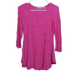 SnoSkins Pink Crinkle Gathered 3/4 sleeve  Women's Top Size Small